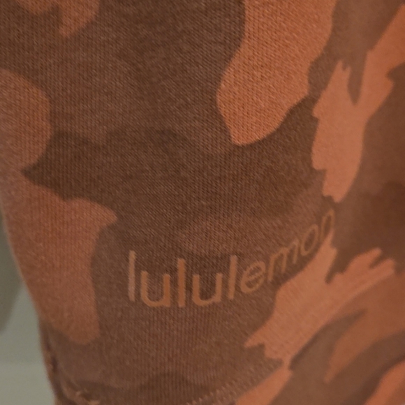 Lululemon Perfectly Oversized sweater - Picture 8 of 8